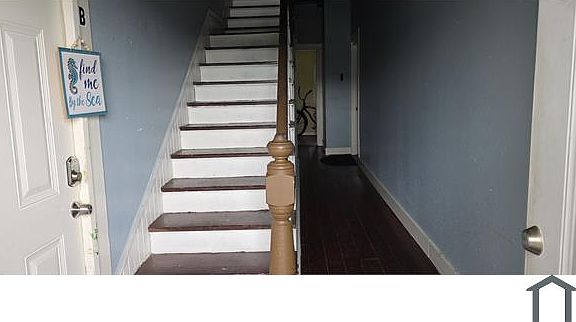 3rd image of 1408 Strand St #C