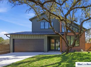 18305 Lake Oaks Dr, Jonestown, TX 78645