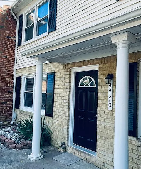 4770 Old Hickory Rd — Photo 1