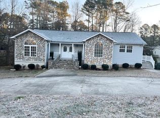 607 Van Dr, Durham, NC 27703