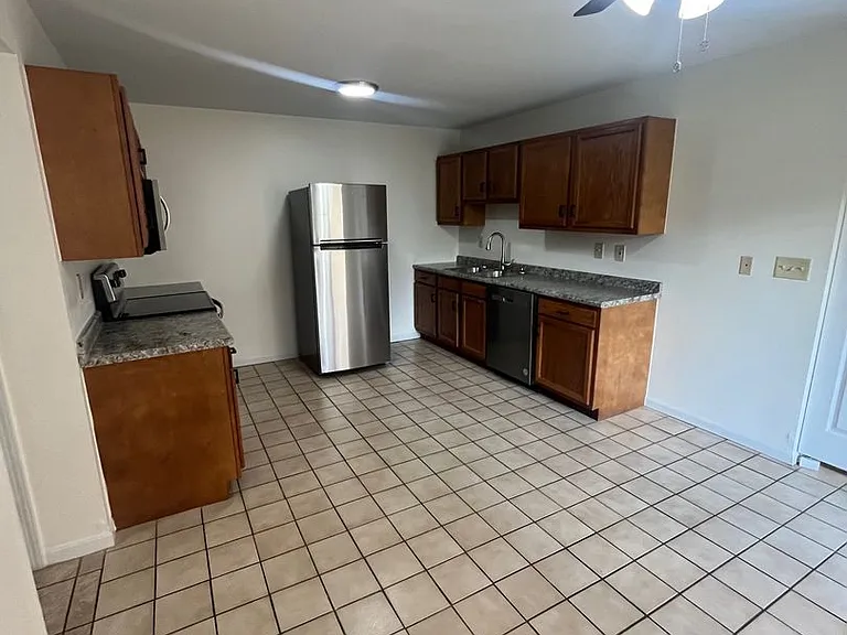 Anderson Commons Apartments — Photo 18