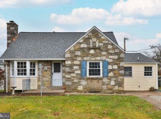 420 Newton Rd, Hatboro, PA 19040