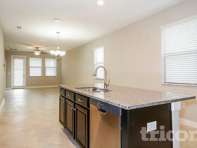 9735 Ivory Dr — Photo 6