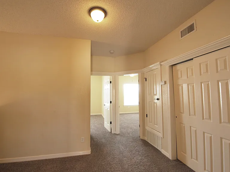 5513 Ignacio Frias Dr — Photo 18