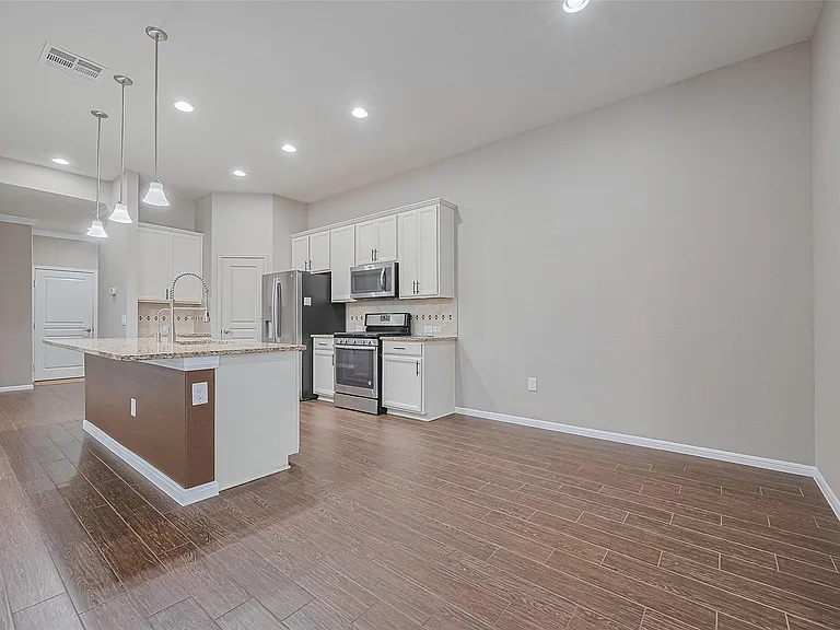 5327 Silver Ledge Dr — Photo 15
