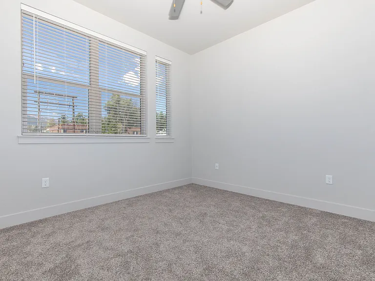 532 CO — Photo 21