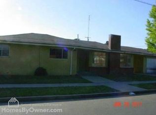 2632 N Angus St, Fresno, CA 93703