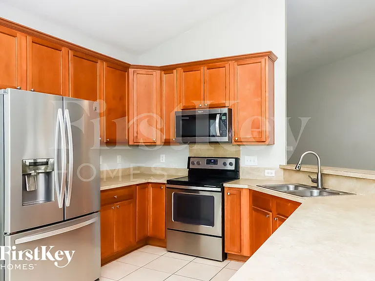 103 Tilton Dr — Photo 6