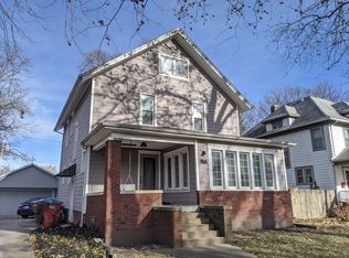 914 W Hill St, Champaign, IL 61821