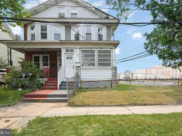 101 Evergreen Ave, Woodlynne, NJ 08107