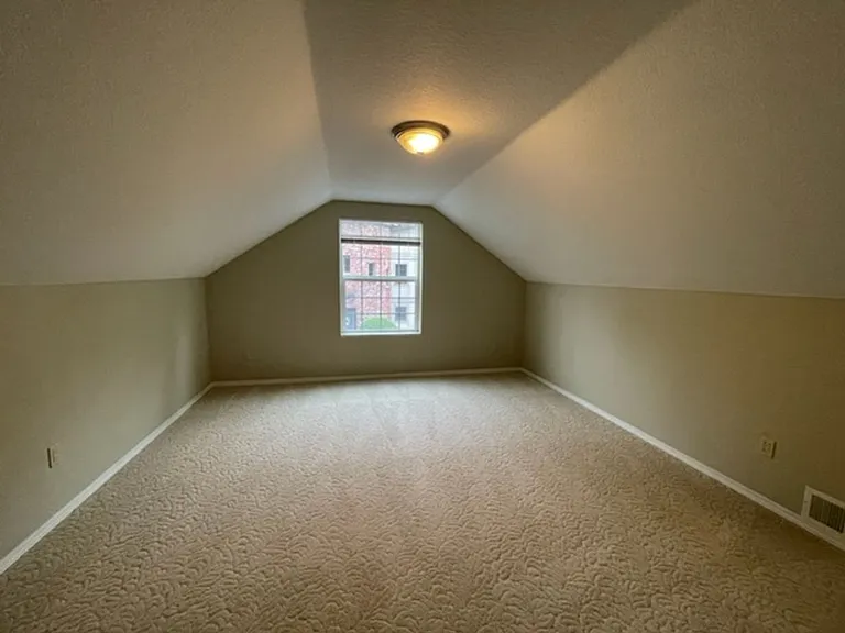 12242 SW Breyman Ave — Photo 12