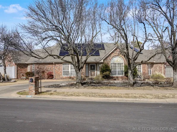 1300 E Boise St, Broken Arrow, OK 74012