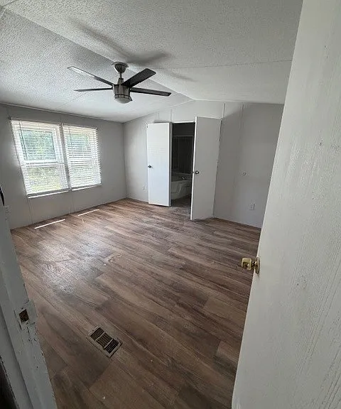 1014 Pin Oak Ln — Photo 8
