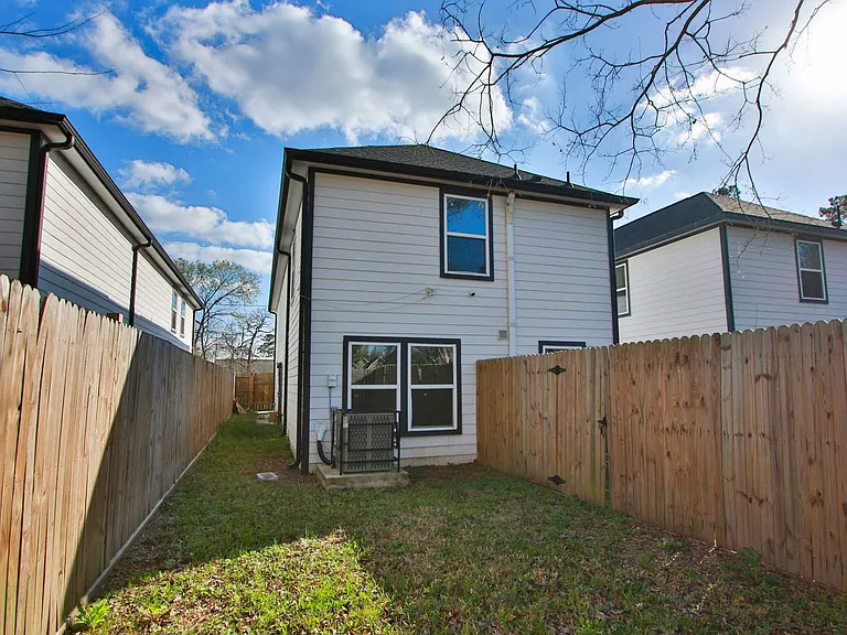 5709 Breland St #A — Photo 28