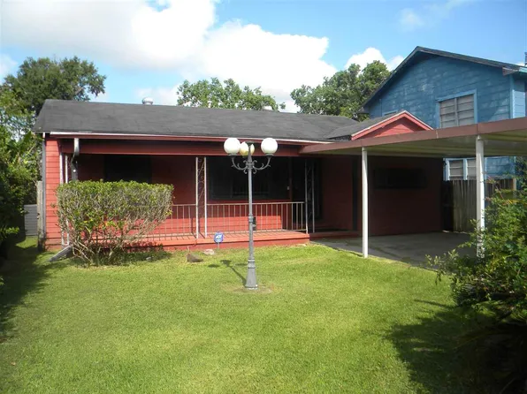 2358 San Jacinto St, Beaumont, TX 77701