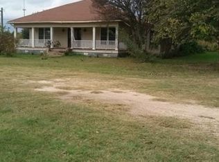 440 W Avenue A, Milano, TX 76556