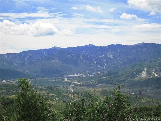View from top of lot to all ski resorts