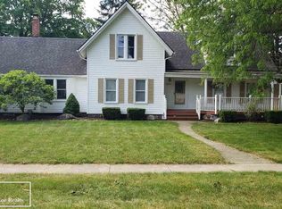 23168 Torrey St, Armada, MI 48005