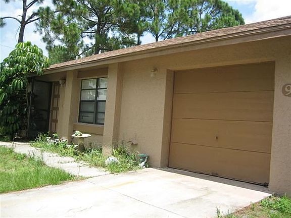 3rd image of 907 Century Ave SE