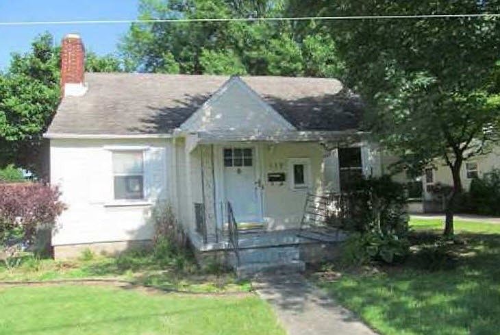 1st image of 117 N Arlington Ave