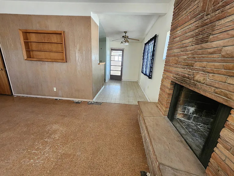 525 S Rosemont Ave — Photo 6