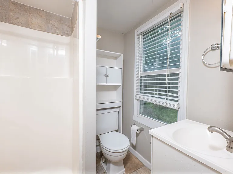 917 Dandridge Ave #B — Photo 8