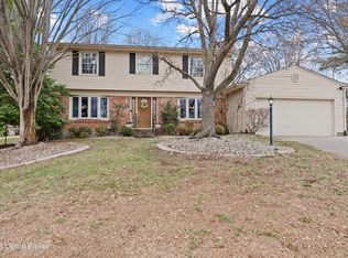 10204 Hearthstone Ct, Louisville, KY 40272