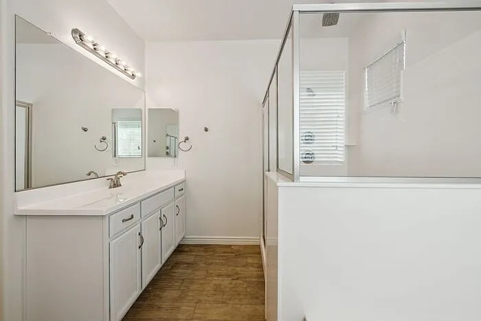 211 E Brinley Dr — Photo 24