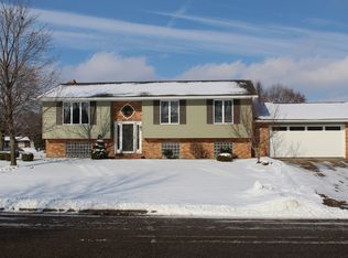 143 10th St NW, Strasburg, OH