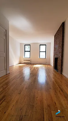 Rented by FirstService Realty (legacy) | media 8