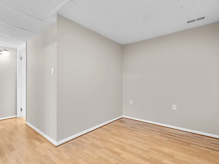 19306 Sandy Lake Dr — Photo 24