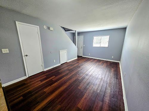 3rd image of 37228 Majestic Oak Ct