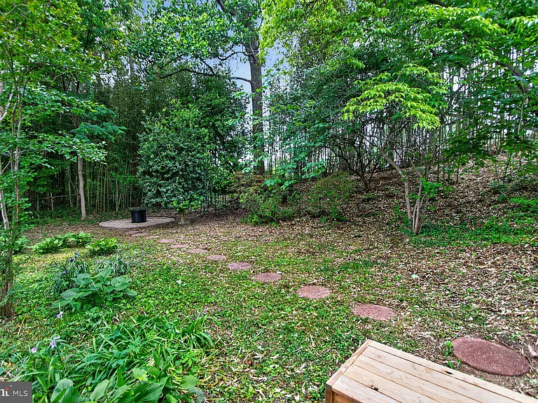 3305 W Coquelin Ter — Photo 35