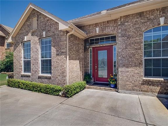 4th image of 1319 Chase Oaks Dr