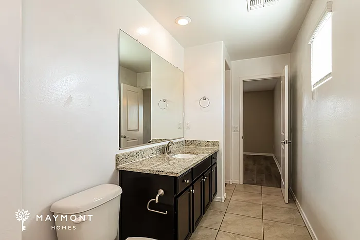 8126 W Agora Ln — Photo 10