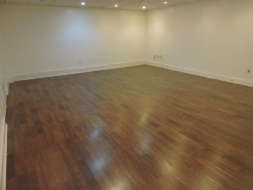 1st image of 1680 Michigan Ave Ste 103
