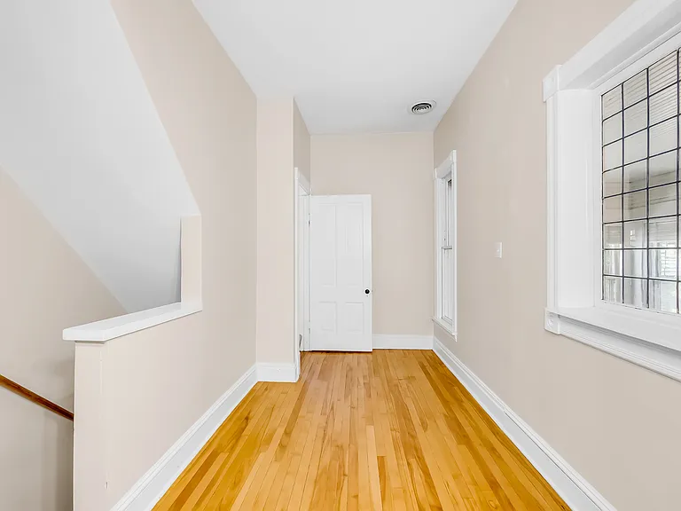 4302 Colfax Ave S — Photo 19