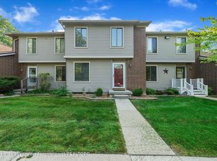 5794 Okemos Rd #3, Haslett, MI 48840