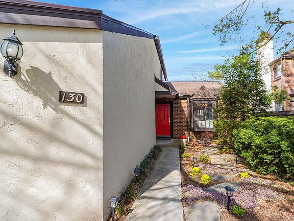 3rd image of 130 Saint Julien St #27-B