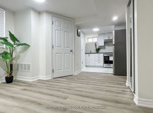 117 Riverside Dr N #B, Oshawa, ON L1G 6J6
