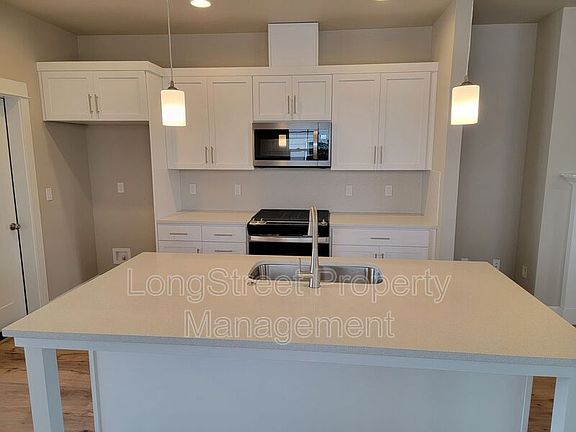 5th image of 5221 SW Hudson Av