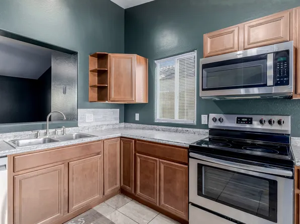 8520 W Palm Ln, Phoenix, AZ