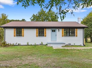 129 Harlen Daugherty St, Englewood, TN 37329