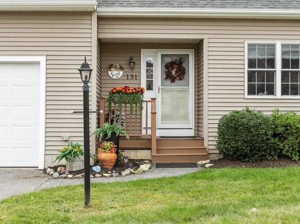 131 Ariel Cir #131, Sutton, MA 01590