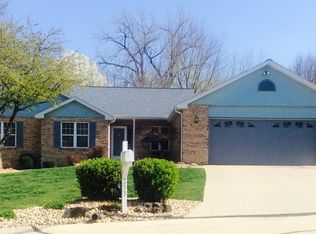 233 Forest Ridge Ct, Glen Carbon, IL 62034