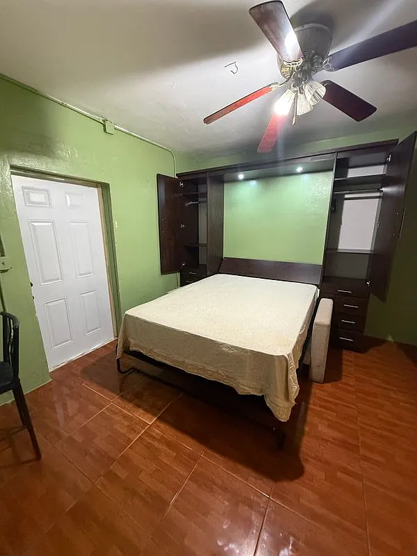 Studio, 1.0 bath, 900 sqft, $1,300 — Photo 4