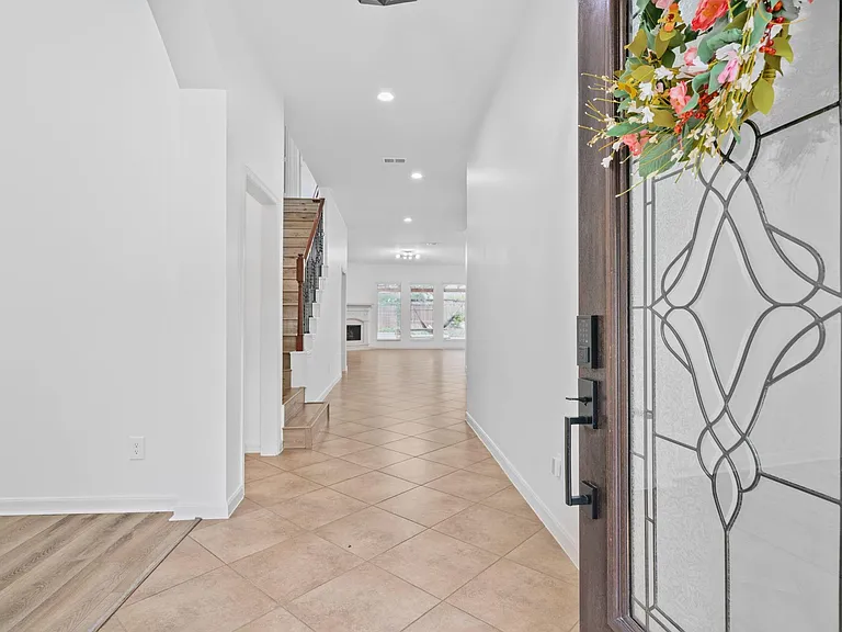 28410 Stonestead Dr — Photo 4