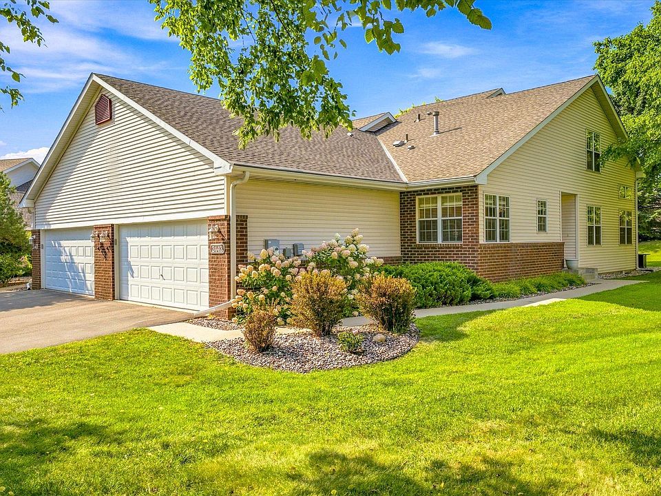 1st image of 2442 Autumn Ridge Ct
