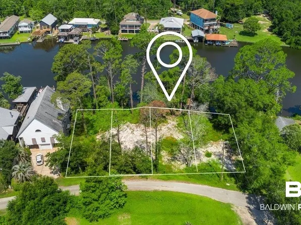 16071 River Dr, Summerdale, AL 36580