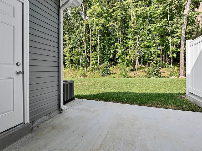 225 Limestone Point Dr — Photo 14